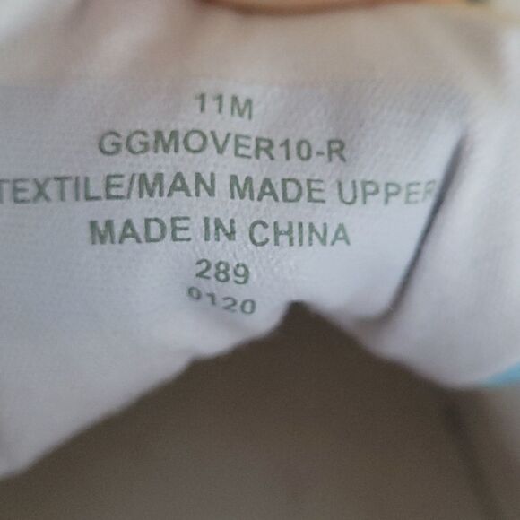 - Guess Tye Dye Sneakers - Picture 9 of 10